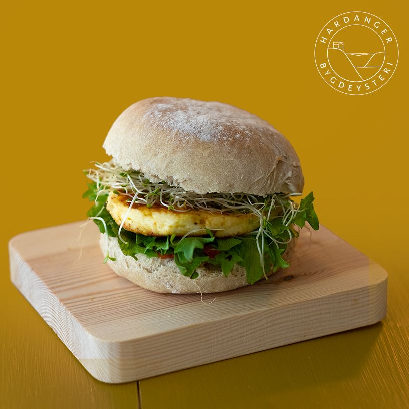 Burgar med steikeost og spirer